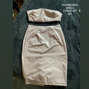 Fashion Nova 2-piece set - Skirt and Tube top